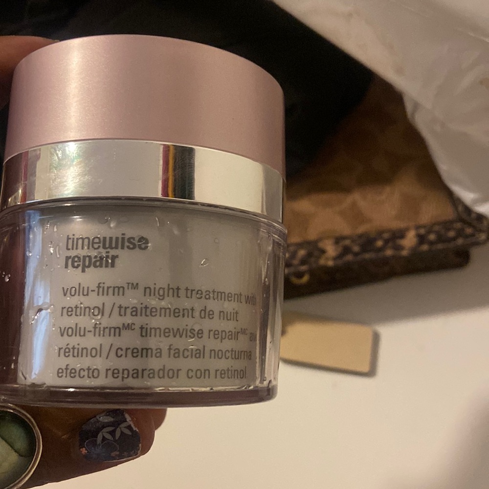HIGE SALE 🙀🙀🤩 BUNDLE & SAVE EVN MORE mary Kay time wise night treatment. New